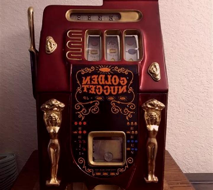 Golden Plunder slot machine