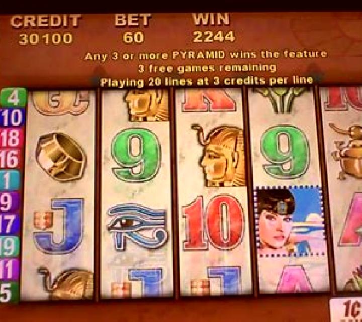 Golden Pyramids slot machine