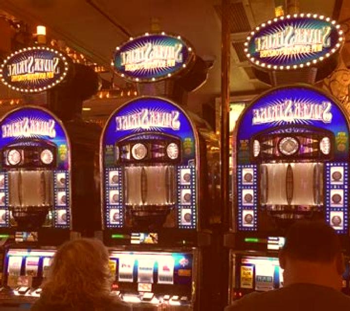Golden Strike slot machine