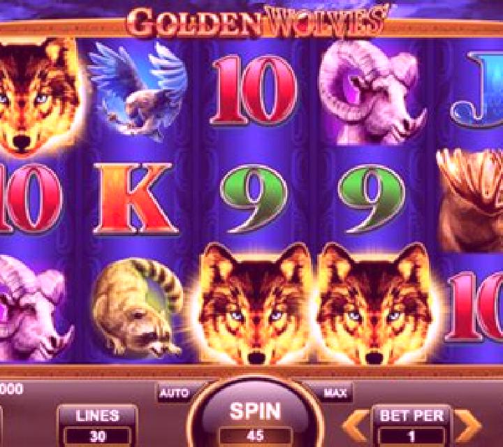 Golden Wolves slot machine