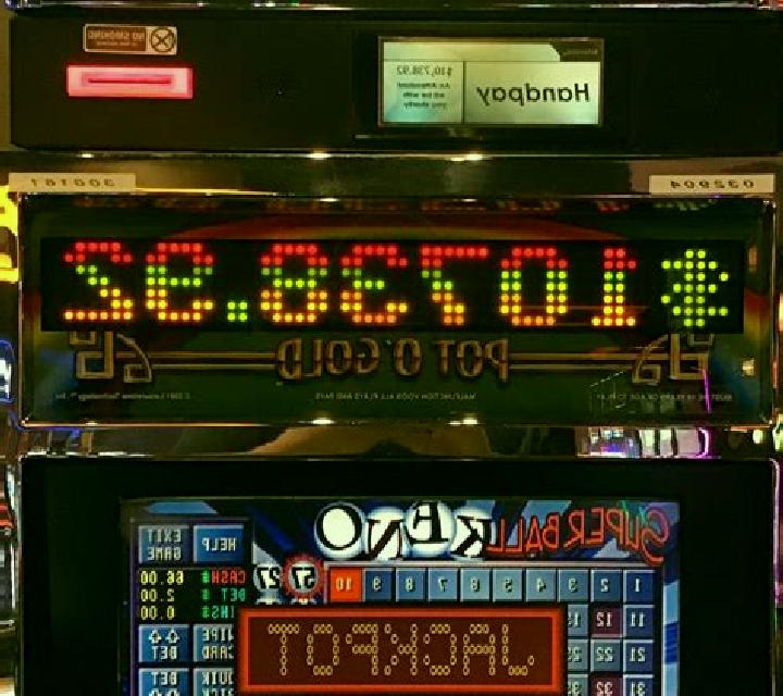 Goldwins Golden Pot of Gold slot machine