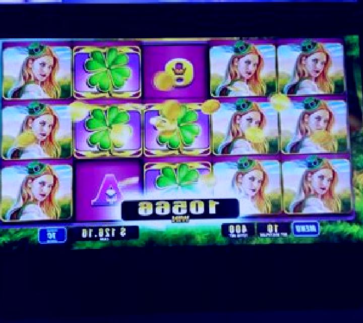 Goth Ladies slot machine