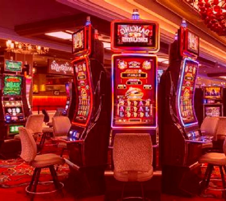 Grand Crown (InBet Games) slot machine