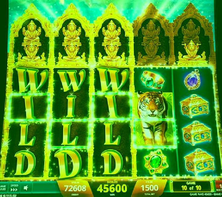Grand Golden Treasure slot machine