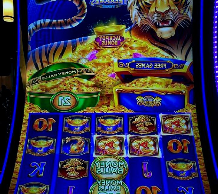 Grand Tiger slot machine