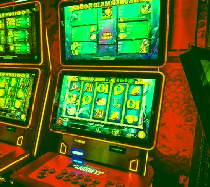 Greed slot game