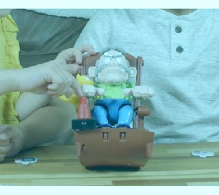 Grumpy Grandpa slot game