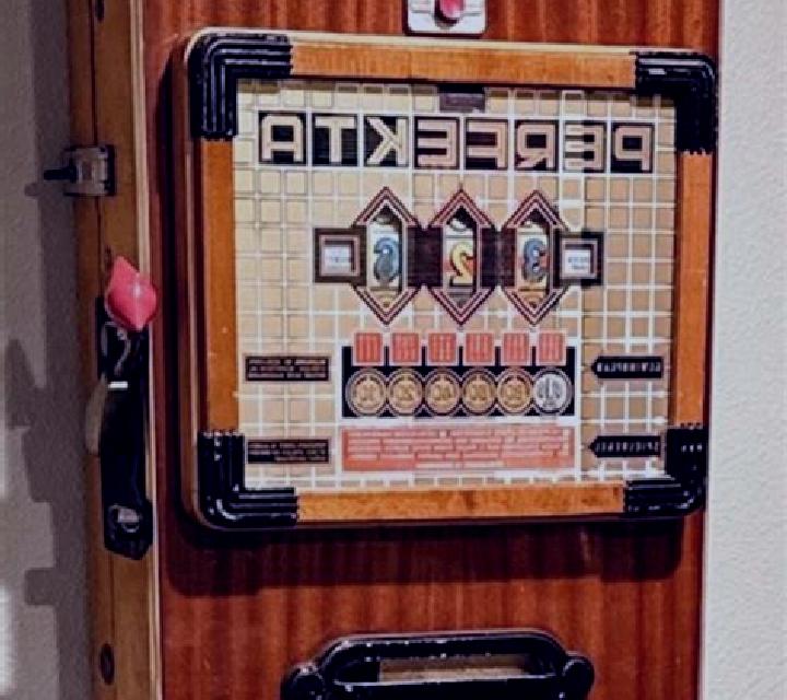 Happy 60s online slot