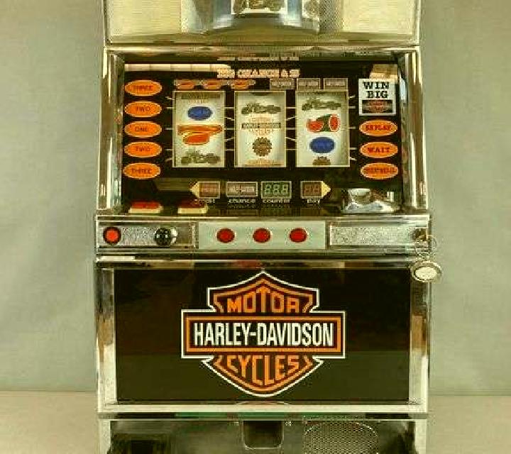 Harley SurPrize slot machine