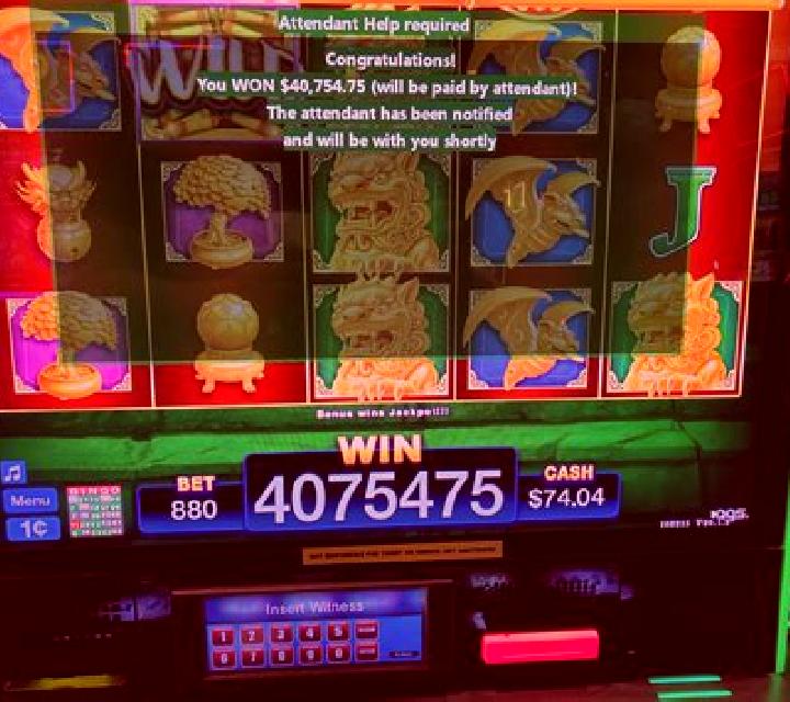 Haunted Money Nudge slot machine