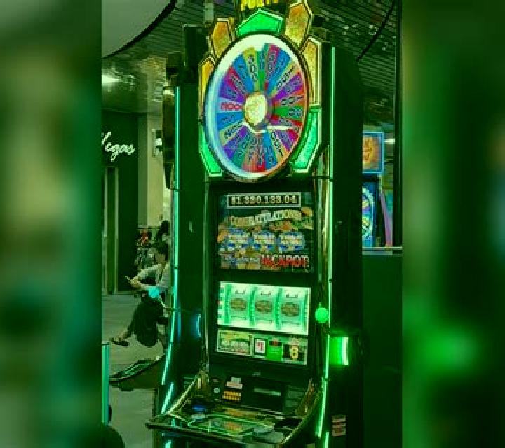 Heavenly Dragon’s Wheel slot machine