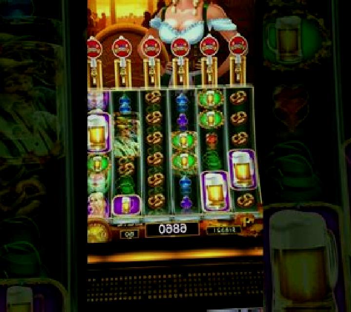 Heidi s Bier Haus slot machine