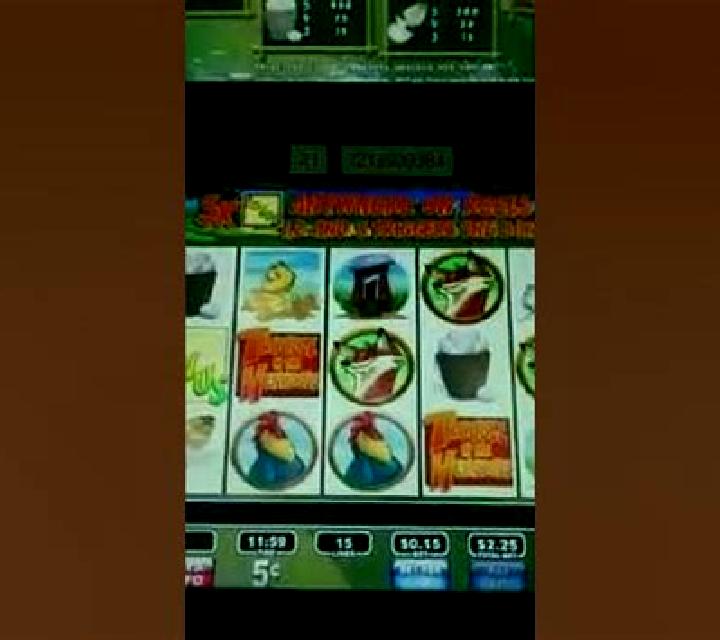 Hen House slot machine