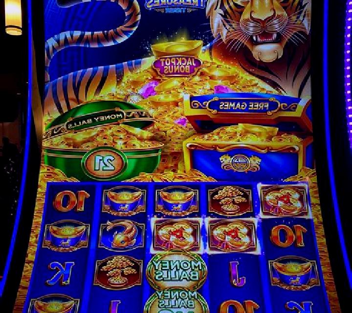 Hera s Treasure slot machine