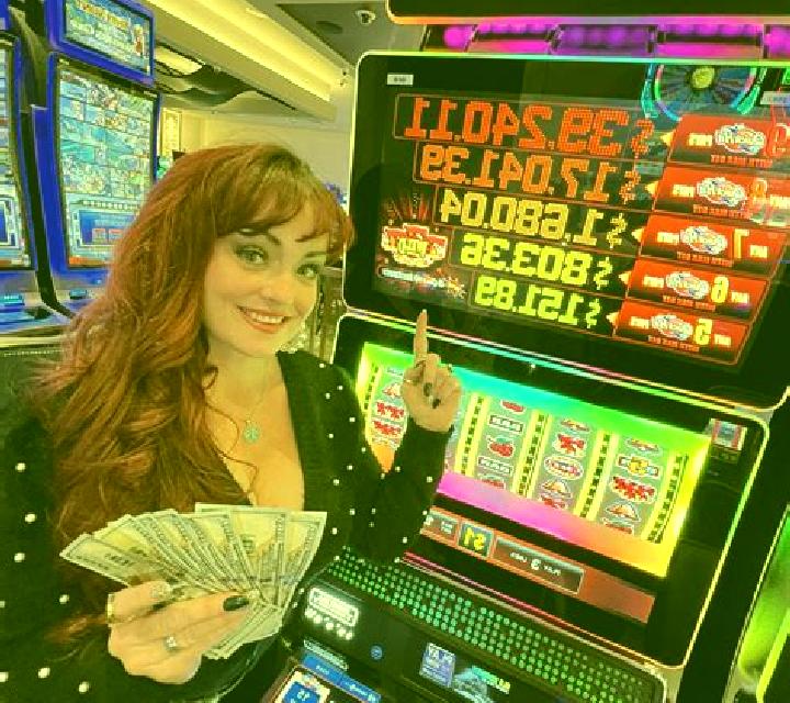 Hi-Lo (Tower.bet) online slot