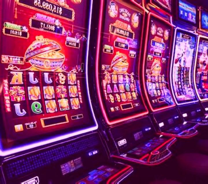 High Roller Classic Blackjack slot machine