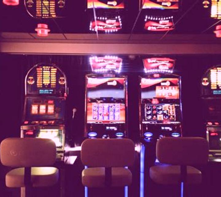 HILO (Orbital Gaming) slot