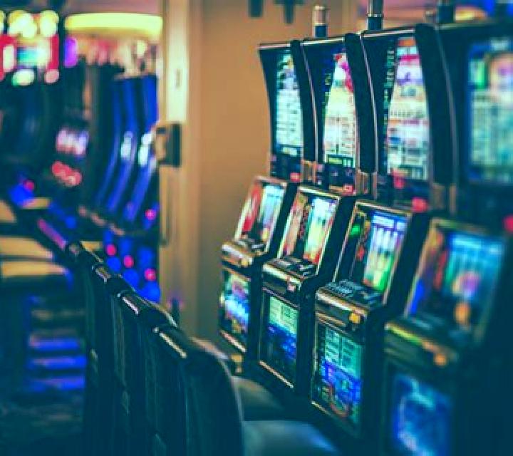 Holiday Market slot machine