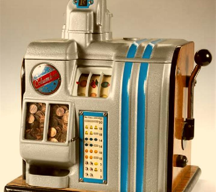 Holmes Watson Deluxe slot machine