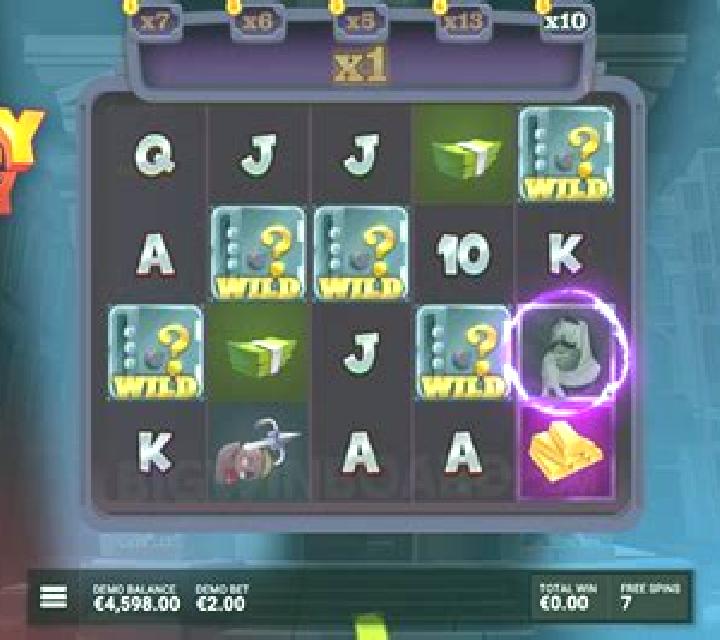 Holy Heist slot