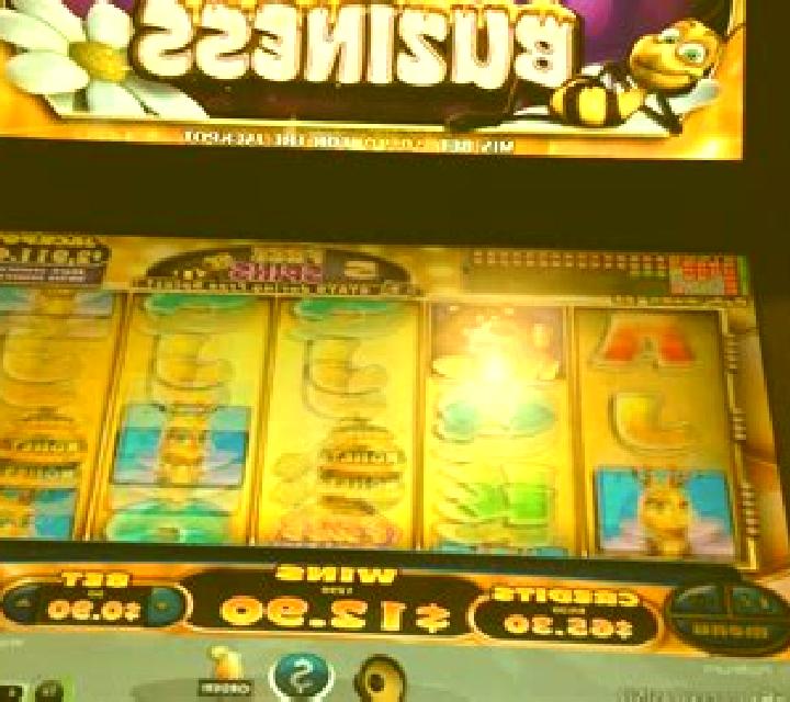 Honey Buziness slot machine