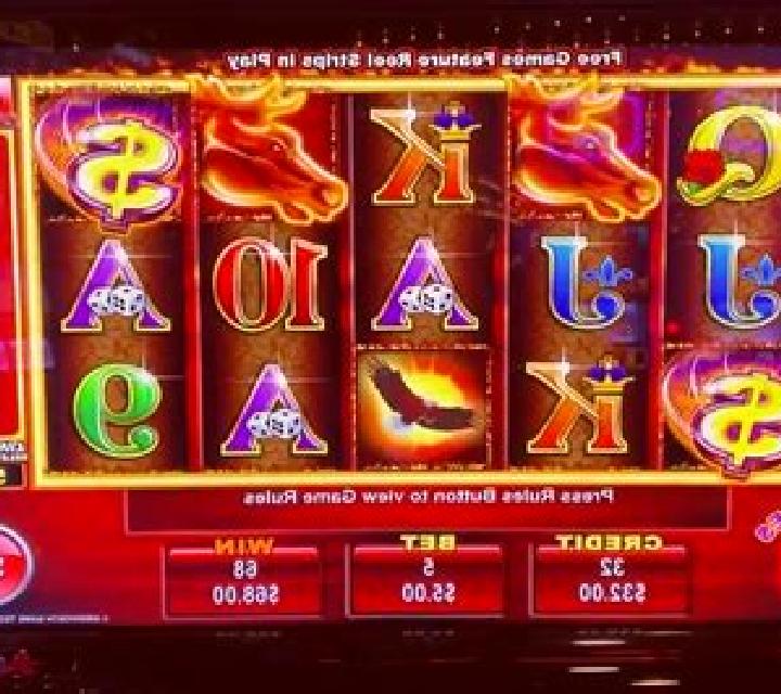 Horsing About slot game