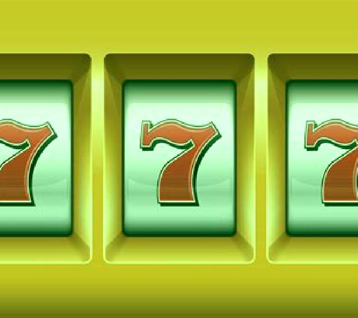 Hot 777 slot machine