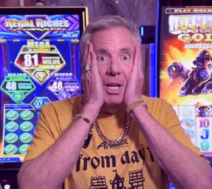 Hot and Heavy slot game