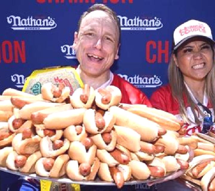 Hot Dog Bob slot game