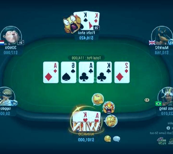 Hundred Player Texas Hold em slot game