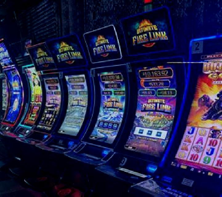 Hundreds person of Bull slot machine