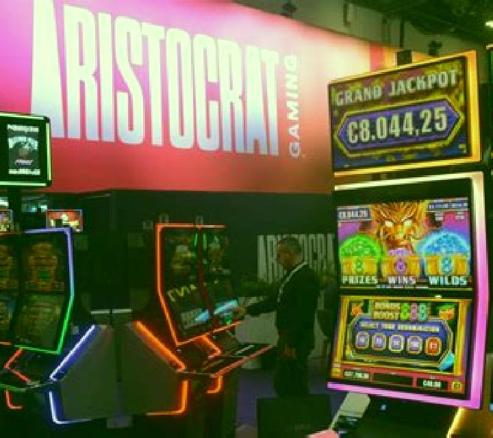 Ice Land (NeoGames) slot machine