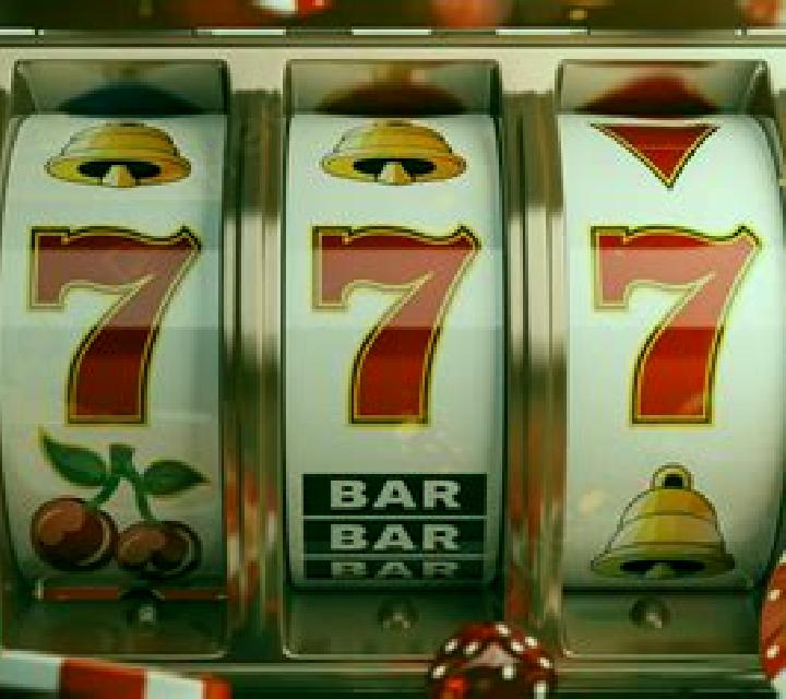 Incinerator slot machine