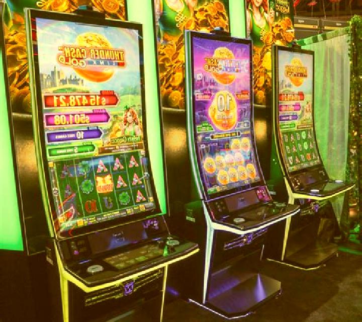 Infinite Hot (Novomatic) slot machine