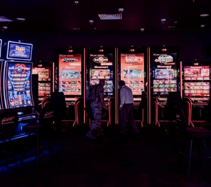 Infinity Club slot machine