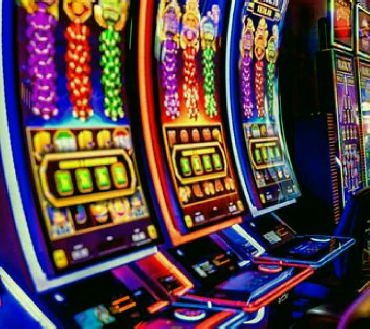 Infinity Orbit slot machine
