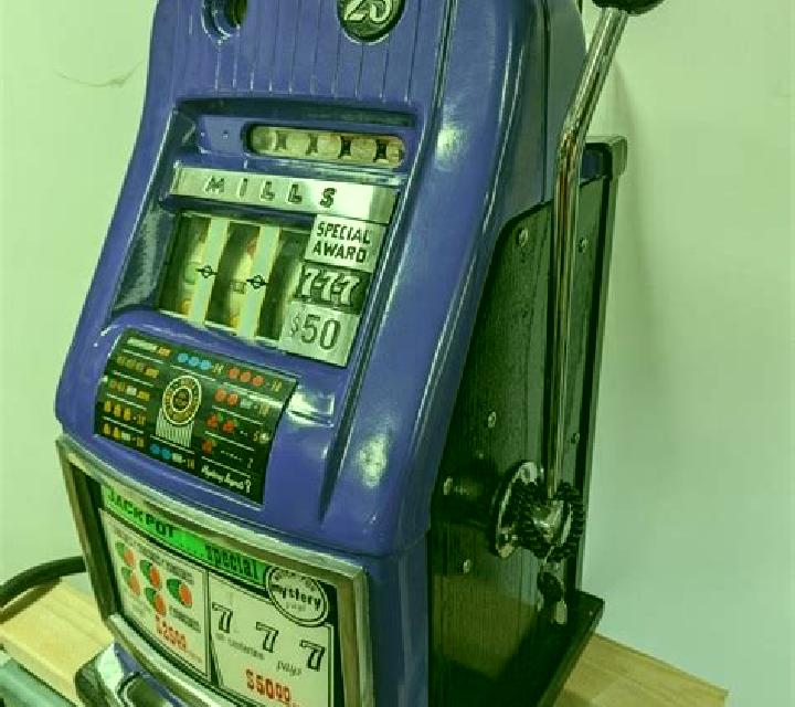 Ink 4 Reel slot machine