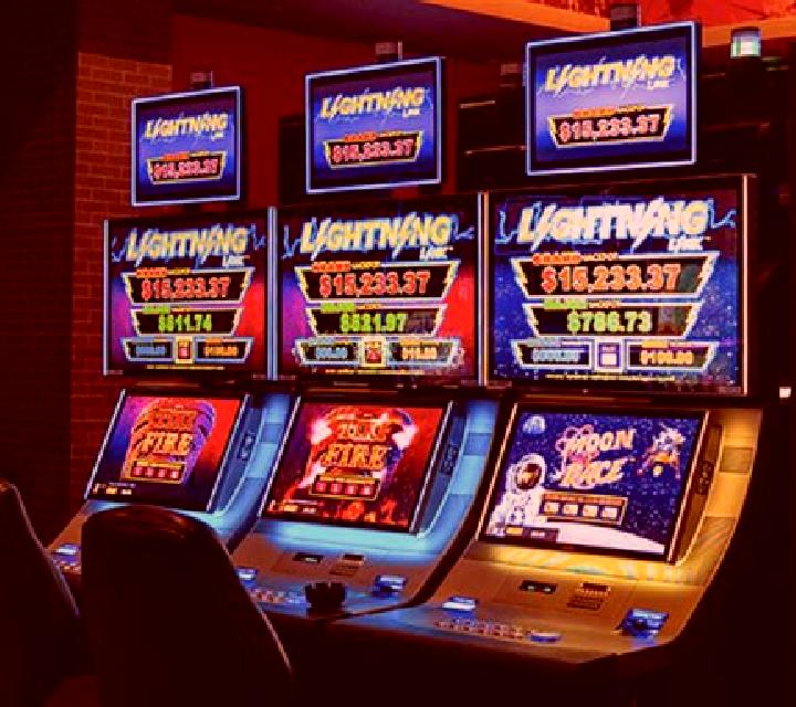 IO slot machine