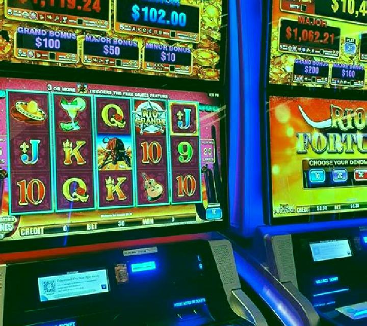 It s Circus Time slot machine