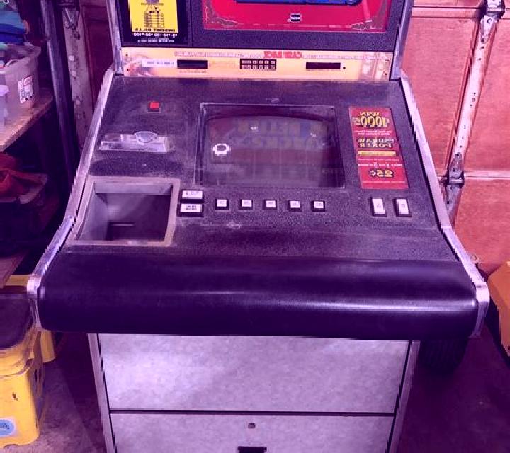 Jacks or Better Saloon slot