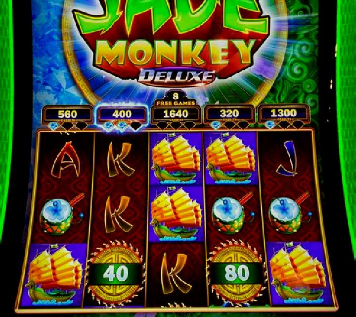 Jade Bird slot machine