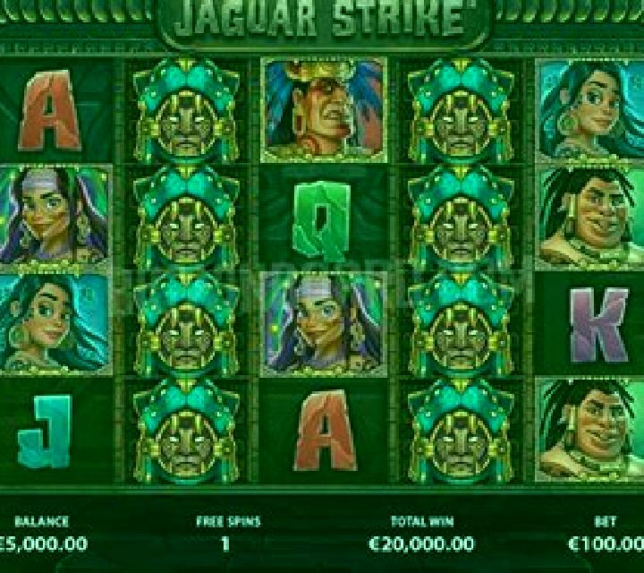 Jaguar Strike slot