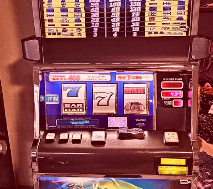 Jekyll and Hyde (Playtech) slot machine