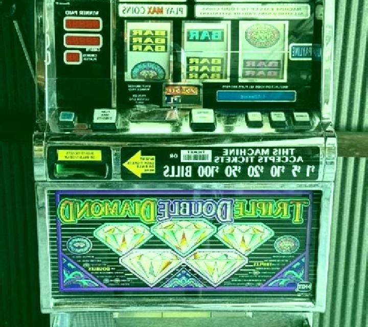 Joker 2000 slot machine
