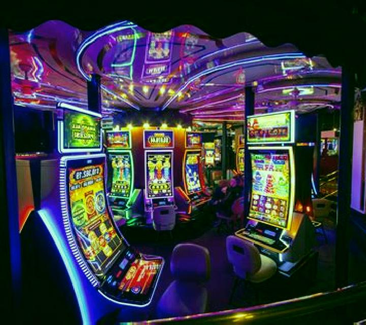 Joker Vegas 4 Up slot game