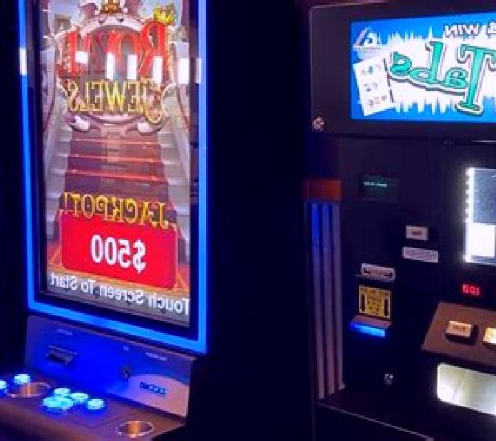 Jolly Roger Flag (Pull Tabs) online slot