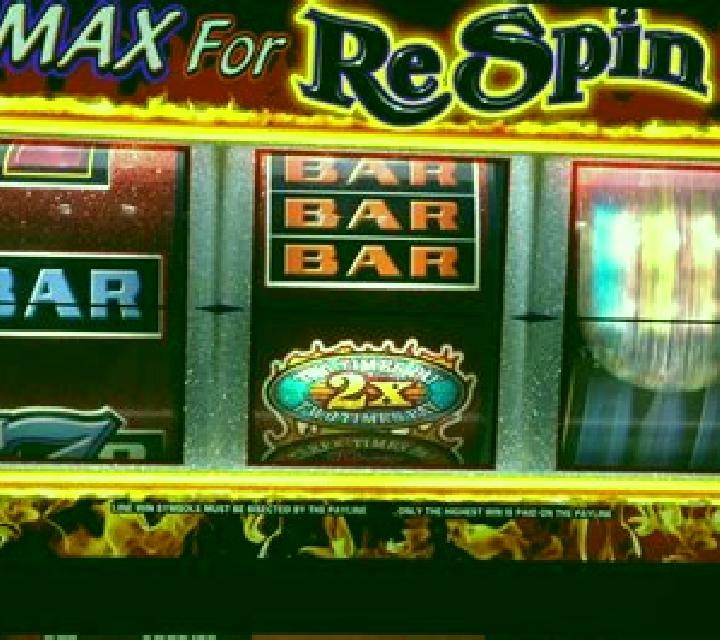 Jolly Roger Flag (Reel Respin) slot machine