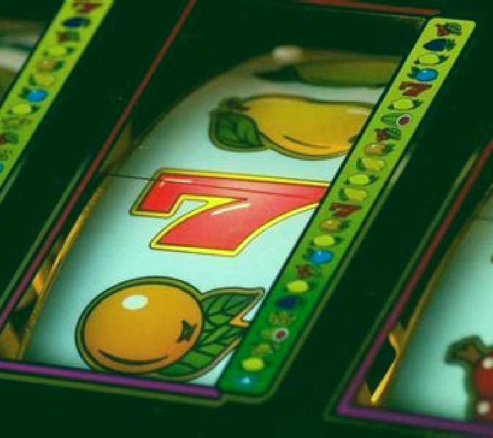 Juicy 7 slot machine