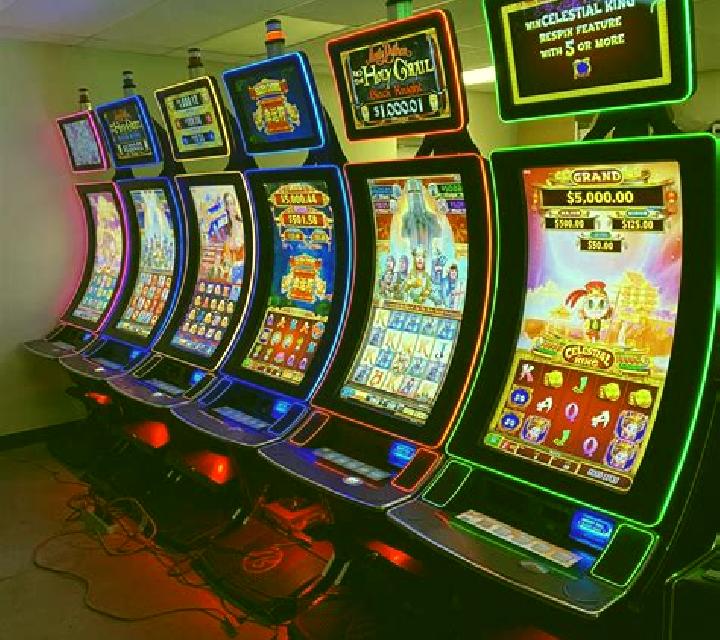 Jungle (Royal Slot Gaming) slot machine
