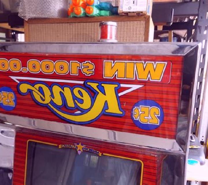 Keno War slot machine